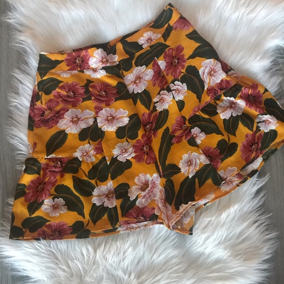 SKIPPY SHORTS ~ MAD FOR MAGNOLIA PEBBLE - Picture 2 of 5